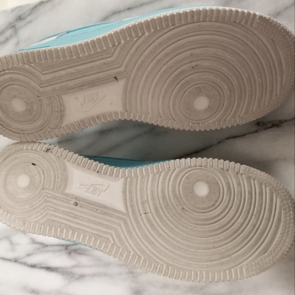 Luxury Sneakers in Blue & White - Picture 6 of 6